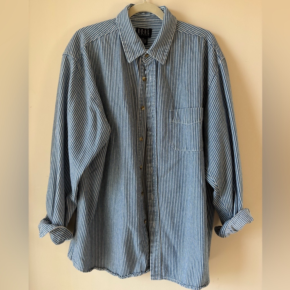 Realme Men's Navy Striped Button-Down Shirt